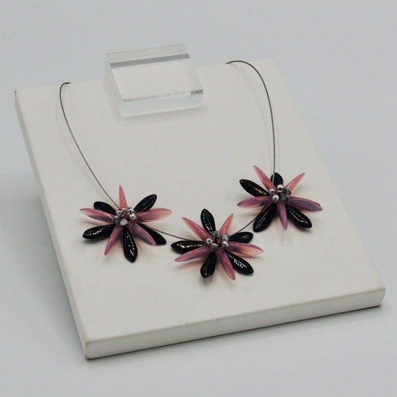 Anna Necklace in Pink and Black with Gold Stone Effects